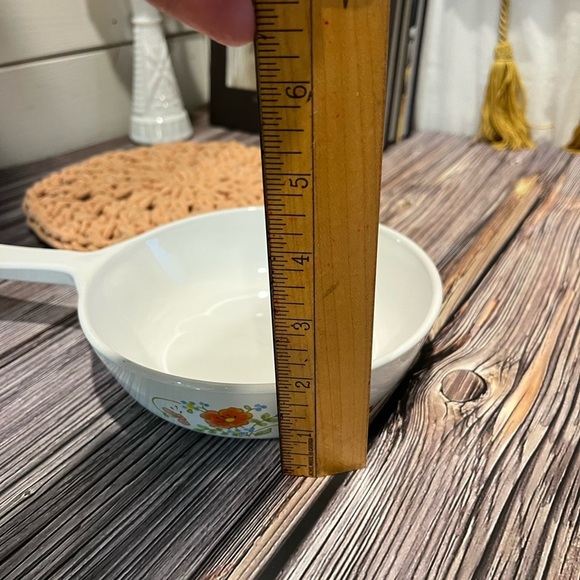 Corning Ware Wildflower Skillet - 6 1/2” - Picture 5 of 6